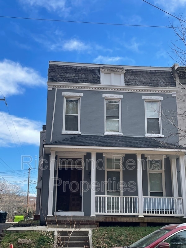 property at 3 N Harvie St