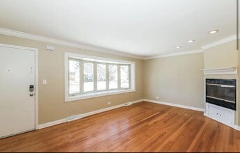 521 N Douglas Ave in Villa Park, IL - Building Photo - Building Photo