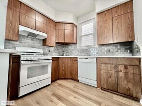 69-15 59th Rd in Queens, NY - Building Photo - Building Photo