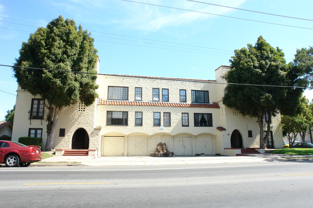 Pajaro Pines Apartments in Salinas, CA - Building Photo