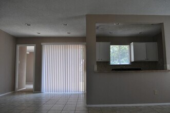 1214 Austin Highlands Blvd in Austin, TX - Building Photo - Building Photo