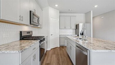 6617 Vly Lk Ln in Crowley, TX - Building Photo - Building Photo