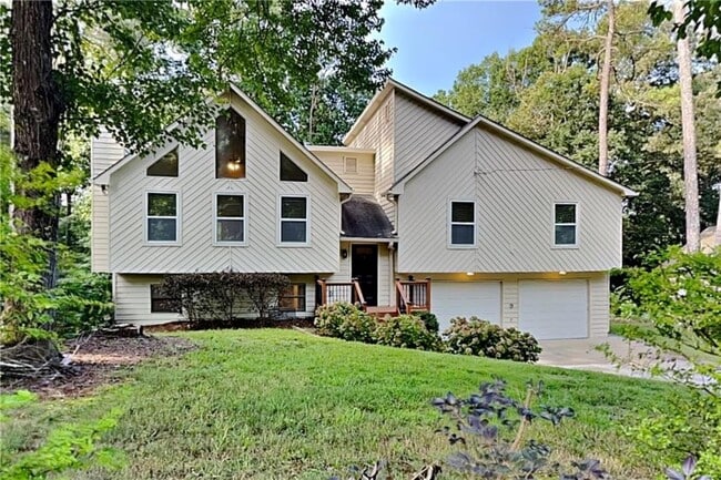 property at 507 Penny Ln