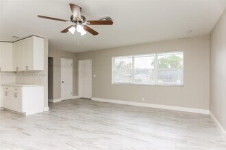 1101 NW 18th St in Fort Lauderdale, FL - Building Photo - Building Photo