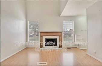 8758 Oak Park Cir in Sandy, UT - Building Photo - Building Photo