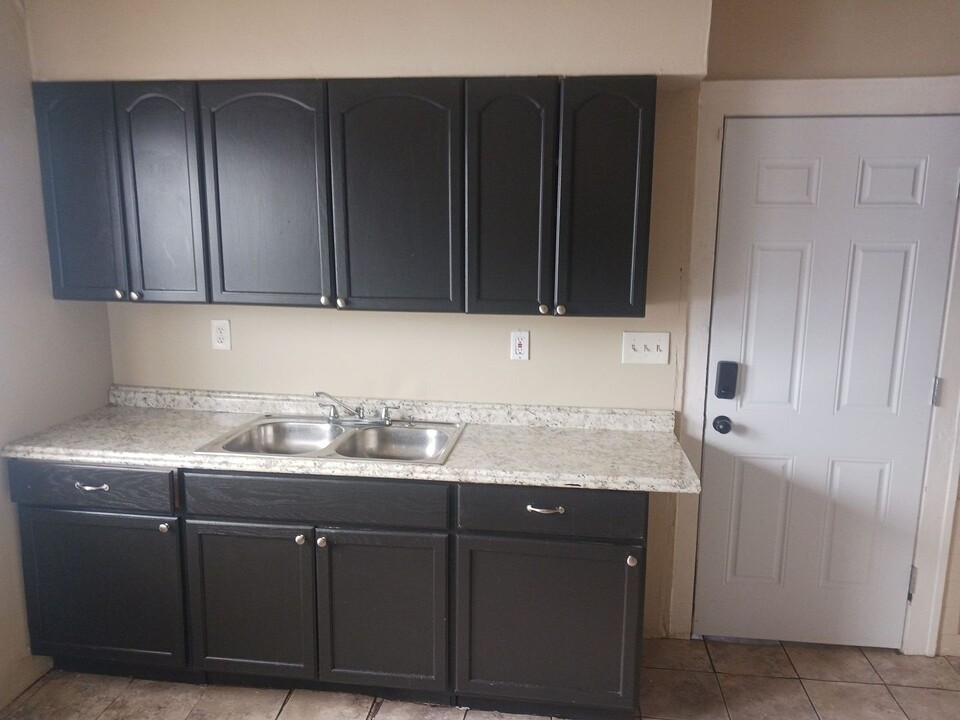 3328 E 135th St in Cleveland, OH - Building Photo