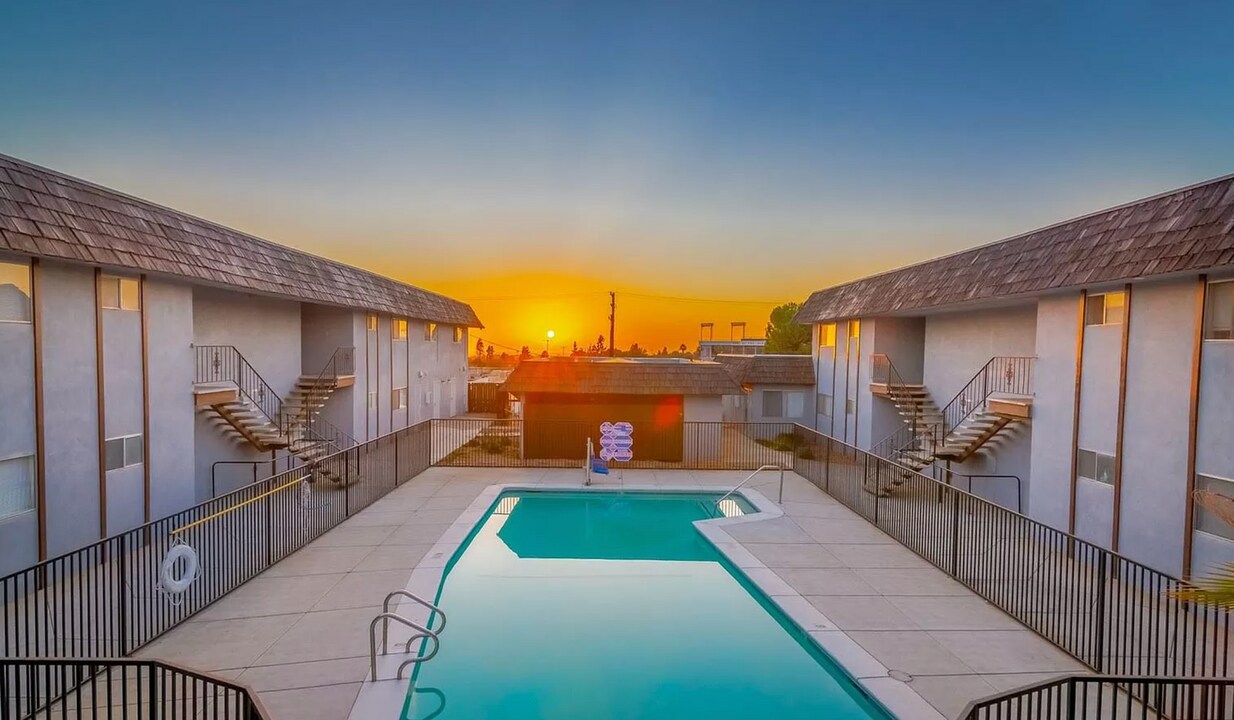 3600 Dana St in Bakersfield, CA - Building Photo