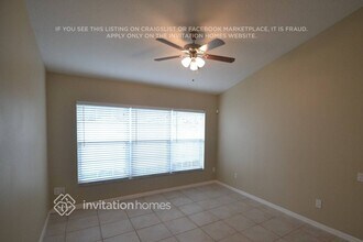 829 W Charing Cross Cir in Lake Mary, FL - Foto de edificio - Building Photo
