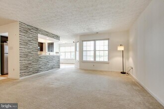 2401 Forest Edge Ct-Unit -204 in Odenton, MD - Building Photo - Building Photo