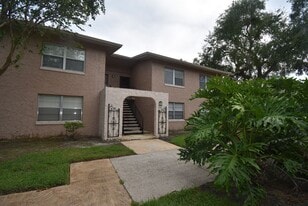1166 Paseo De Las Flores in Casselberry, FL - Building Photo