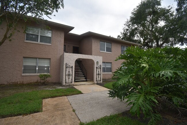property at 1166 Paseo De Las Flores