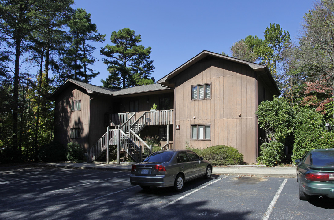 Glen Shoals Villas in Arden, NC - Foto de edificio