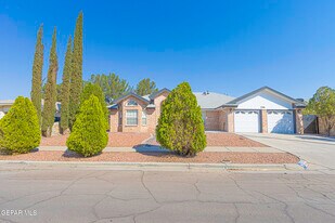 2266 Nancy McDonald Dr in El Paso, TX - Building Photo