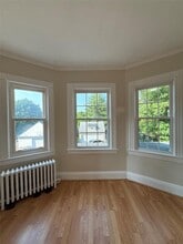 25 Milford Pl in Rockville Centre, NY - Building Photo - Building Photo
