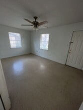 705 Old Georgetown Rd in Lampasas, TX - Building Photo - Building Photo