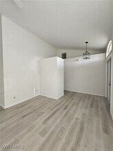 17157 Oriole Rd in Ft. Myers, FL - Foto de edificio - Building Photo