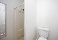 903 Oakhurst St photo'