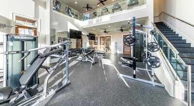 Ariza 290 West in Austin, TX - Building Photo - Building Photo