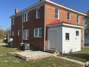 1702 W Washington St in Petersburg, VA - Building Photo - Building Photo