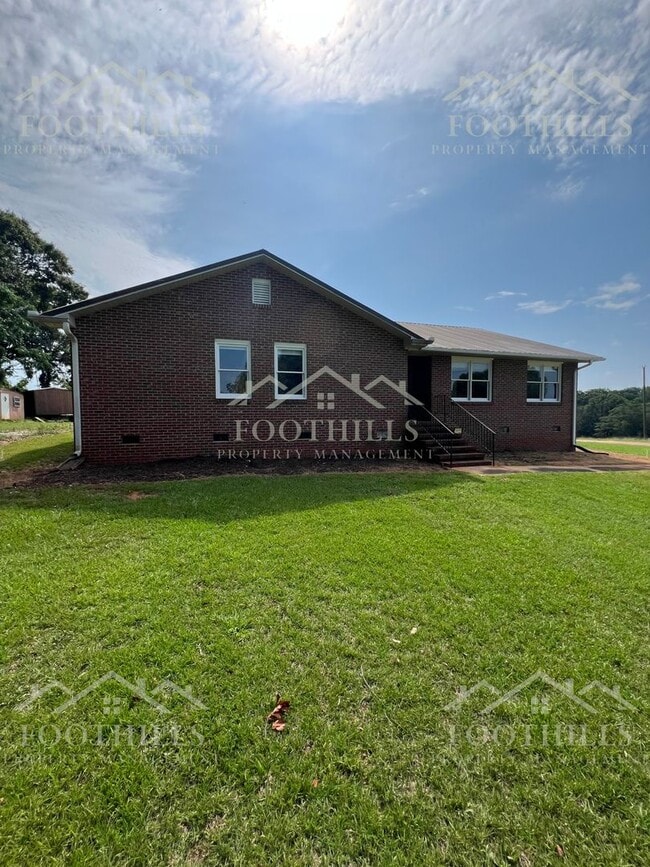 property at 300 Bill Mouchet Rd