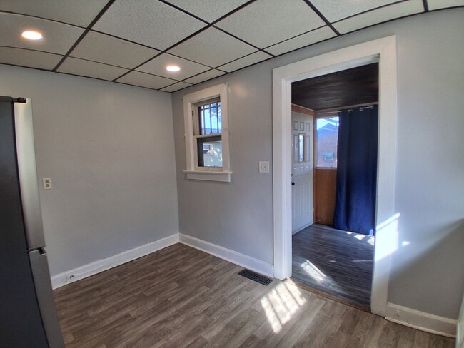 1405 N Walnut St in Danville, IL - Building Photo - Building Photo