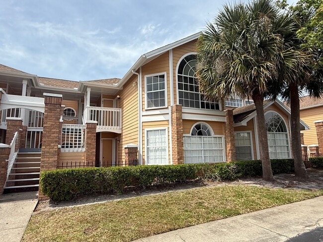2482 Sweetwater Club Cir in Kissimmee, FL - Building Photo - Building Photo