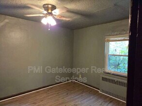 1103 Egan Ct in Cincinnati, OH - Building Photo - Building Photo