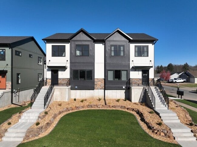 property at 2517 Otter Creek Trail