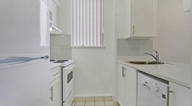 property at 1905 Robson St