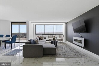 301 N Beauregard St in Alexandria, VA - Building Photo - Building Photo