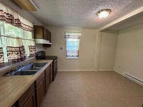 6231 King Rd in Spring Arbor, MI - Building Photo - Building Photo