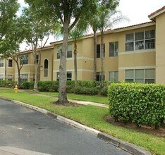 13060 Vista Isles Dr in Sunrise, FL - Building Photo - Building Photo