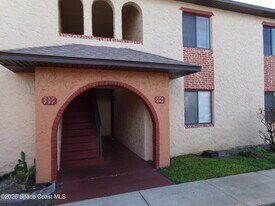 296 San Juan Cir in Melbourne, FL - Building Photo