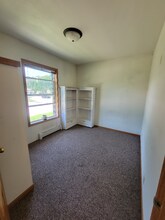 79 W Broadway in Winona, MN - Building Photo - Building Photo