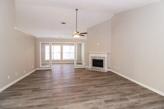 1295 Mill Shyre Way in Lawrenceville, GA - Building Photo - Building Photo