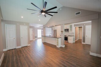 188 Reese Dr in Richmond Hill, GA - Building Photo - Building Photo