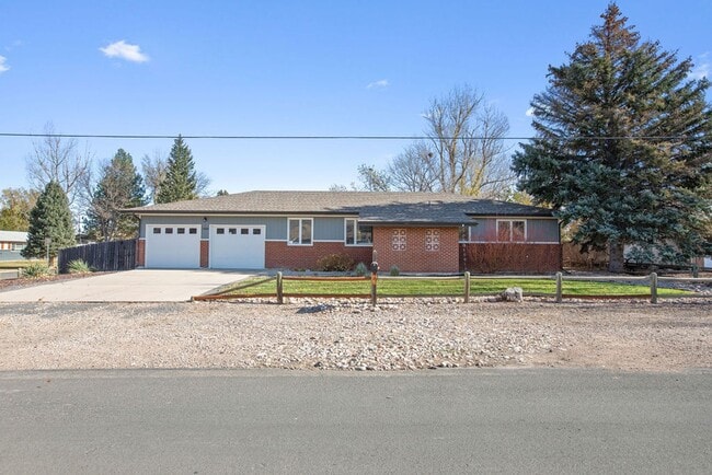 property at 1500 La Reatta Ct