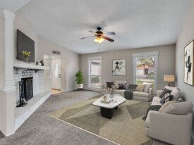 17323 Glenpatti Dr in Houston, TX - Building Photo