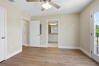 Casablanca Condos in DeLand, FL - Building Photo - Building Photo