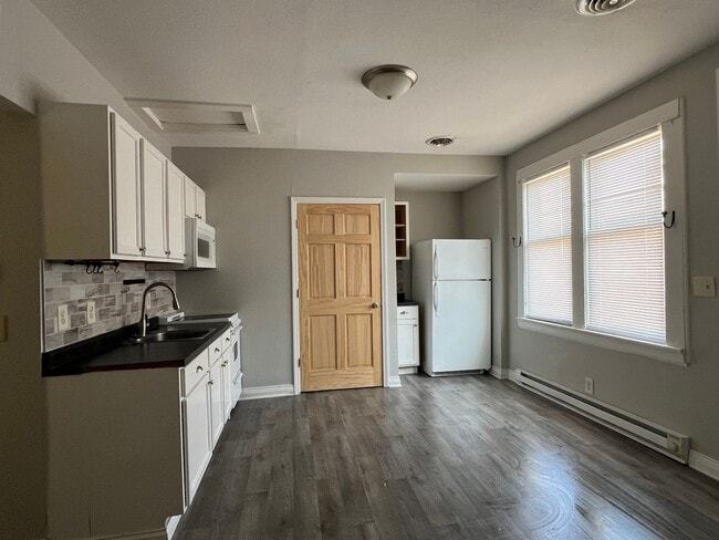 212-214 S Pershing Dr in Muncie, IN - Building Photo - Building Photo