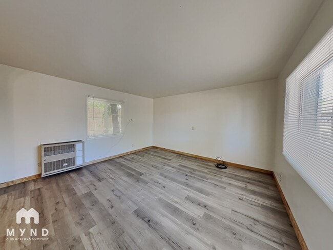 220 Hillcrest Dr in Reno, NV - Foto de edificio - Building Photo