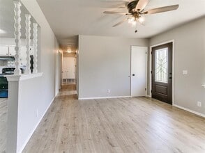 502 N Oak St in Chandler, OK - Building Photo - Building Photo