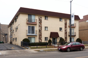 4038-4040 N California Ave in Chicago, IL - Building Photo
