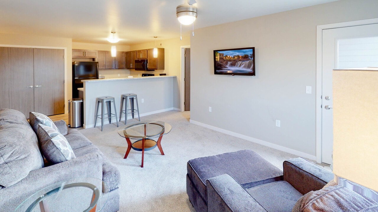 Hillcrest Heights Apartments in Sioux Falls, SD - Building Photo