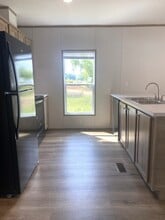 537 Canterbury Ct in Timmonsville, SC - Building Photo - Building Photo