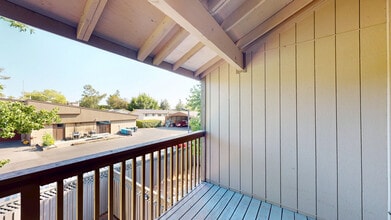 16914 Sonoma Hwy in Sonoma, CA - Building Photo - Building Photo