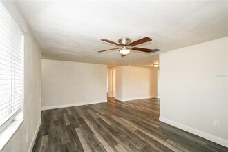 3626 Bluebell Ln in Holiday, FL - Building Photo - Building Photo