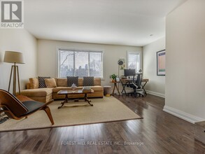 14 Glenview Ave in Toronto, ON - Building Photo - Building Photo