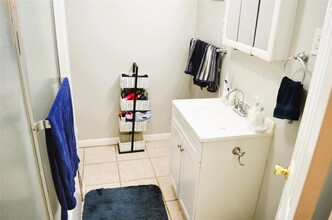 223 Scherer Blvd in Hempstead, NY - Building Photo - Building Photo