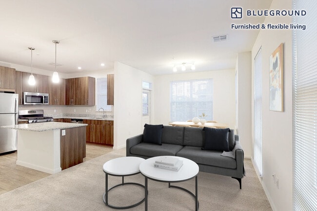 60 Robert Dr in Easton, MA - Building Photo - Building Photo